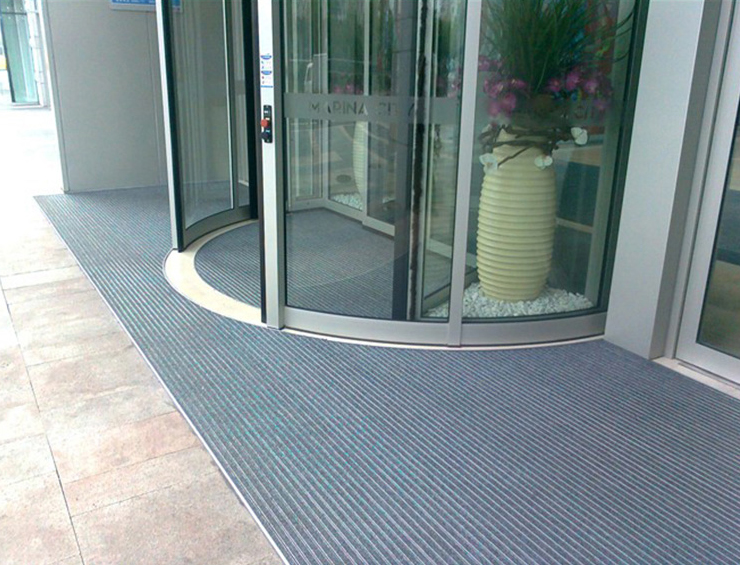 dust control aluminum entrance mat hotel.jpg
